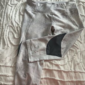 Calia leggings with mesh cut out